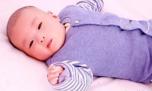 婴幼儿儿童多维营养片好吗-宝宝多维营养素的作用网宝宝吃的多维元素片有哪些知识网站,分享宝宝补多维生素吃哪个大全